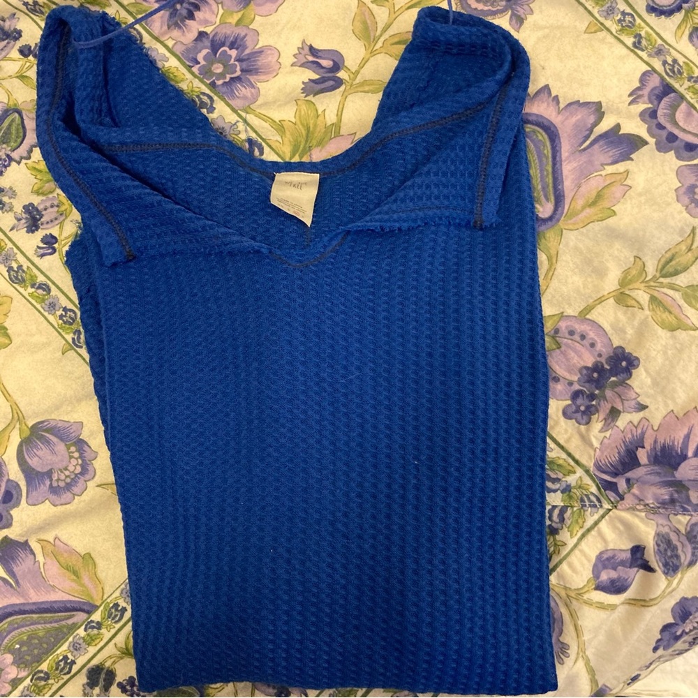 Free People waffle weave, bell sleeve, vibrant blue top - M - Picture 4 of 13